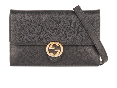 Interlocking G Wallet On Chain, front view